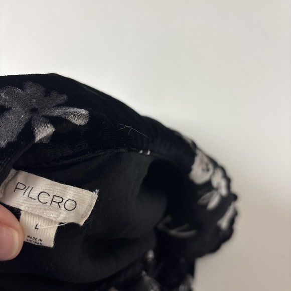 Pilcro Womens L Keira Ruffle Collar Button Front Blouse Black Velvet Floral Boho - Picture 8 of 13